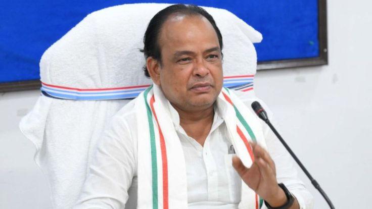 The verdict in Malegaon blast case came after 17 years, all 7 accused including Sadhvi Pragya Thakur were acquitted, BJP said Congress should answer saffron terrorism (9)-PqRWpBoUEH.jpg